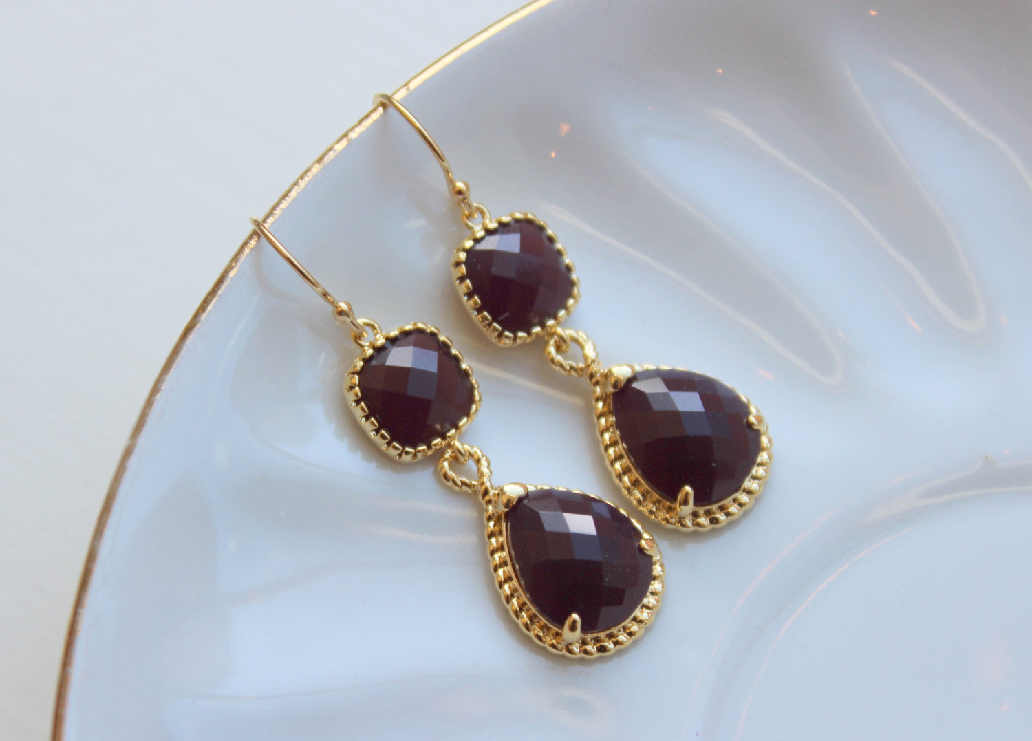 Fashion dangler maroon earrings with kundan stones and beads hangings –  Prashanti Sarees